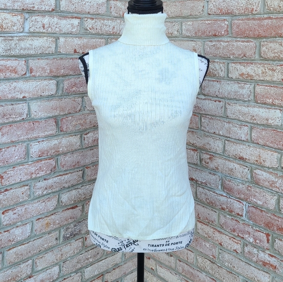 Uniqlo Tops - Uniqlo Turtleneck Sleeveless Top Layering Piece XS